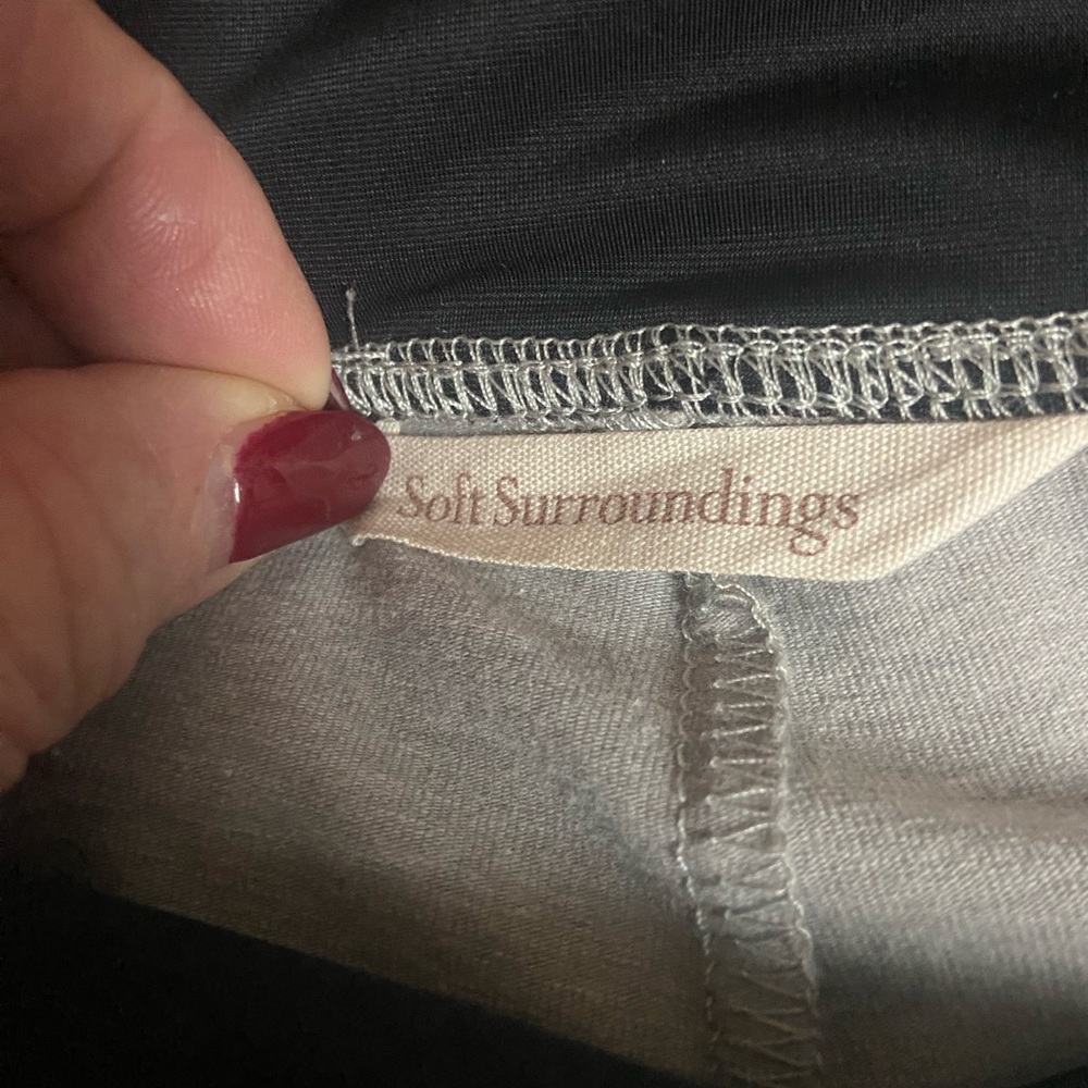 Soft Surroundings Sz M Sparkly Gray Women’s Leggings - Picture 2 of 7